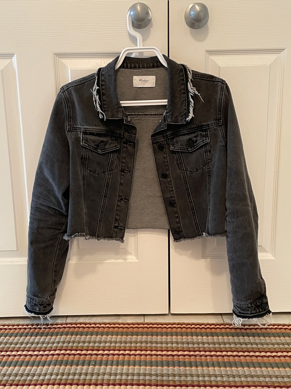 KanCan Erika Cropped Grey Black Raw Hem Denim Jacket key, Size XL